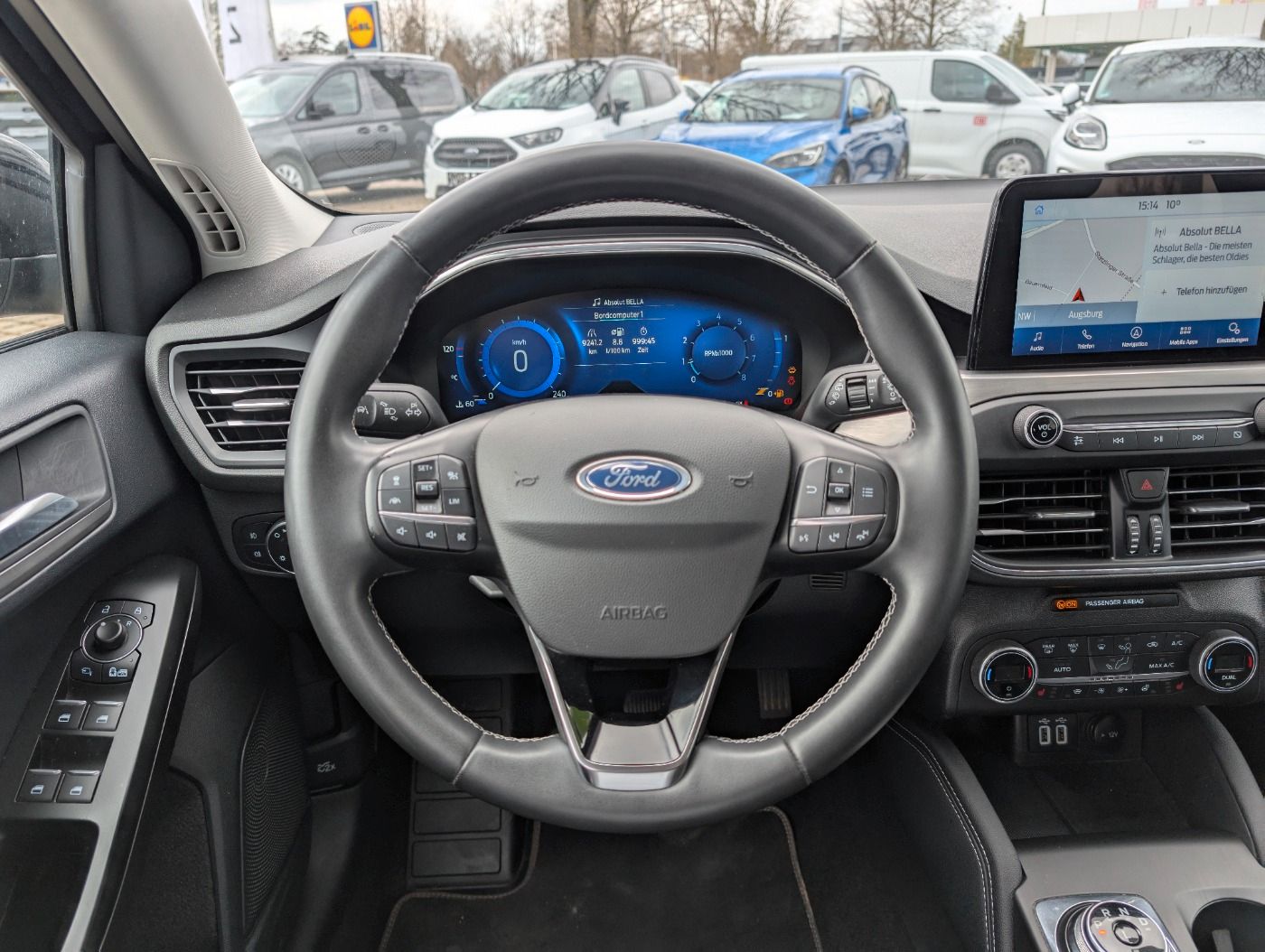 Ford Focus Turnier 1.5 Titanium X Aut - Samsaru's Car Outlet