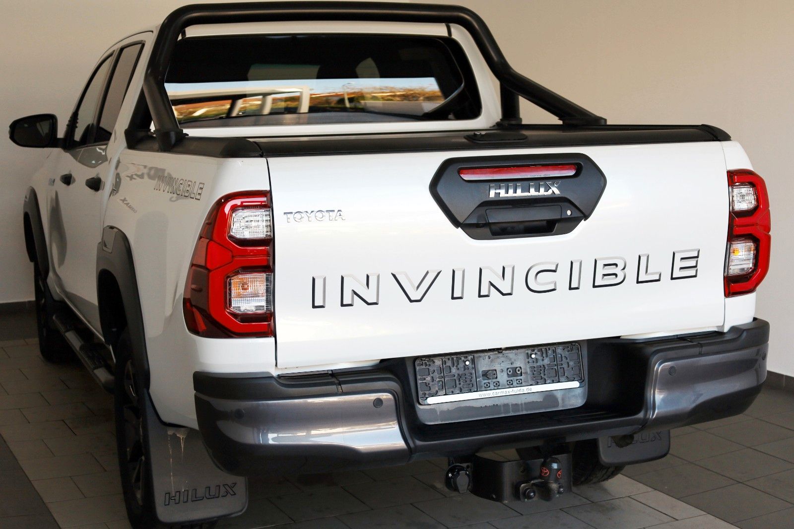 Toyota Hilux 2.8 D-4D 4x4 Invincible Sport,ACC,360°,AHK