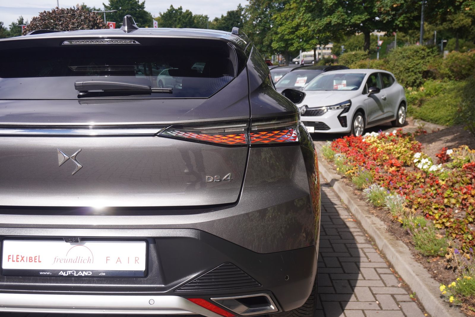 DS Automobiles DS4 PureTech130 Aut. Matrix ACC Navi 360° Pano