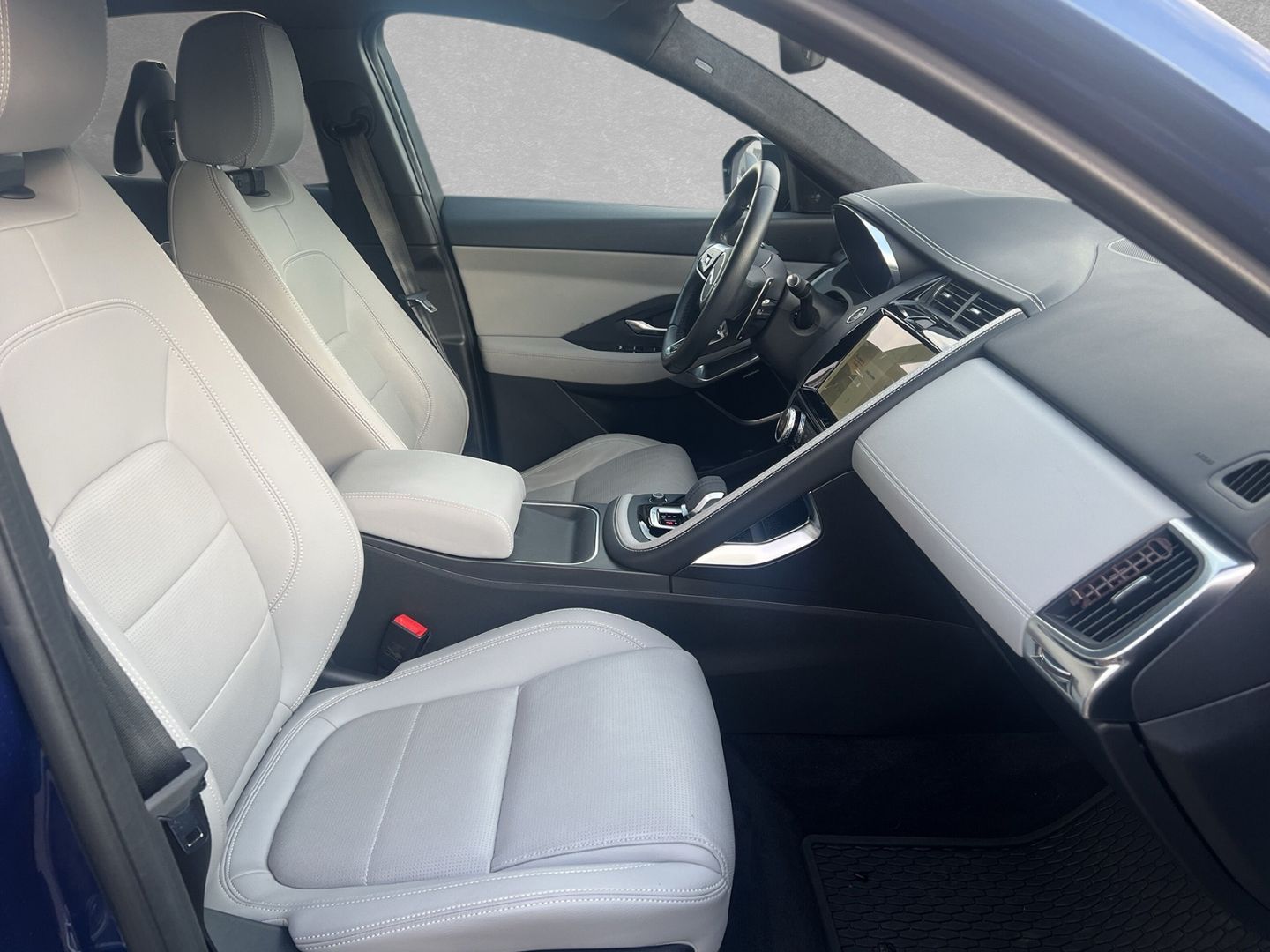 Jaguar E-Pace P200 R-Dynamic Black AWD ''21''Alu''Heckk
