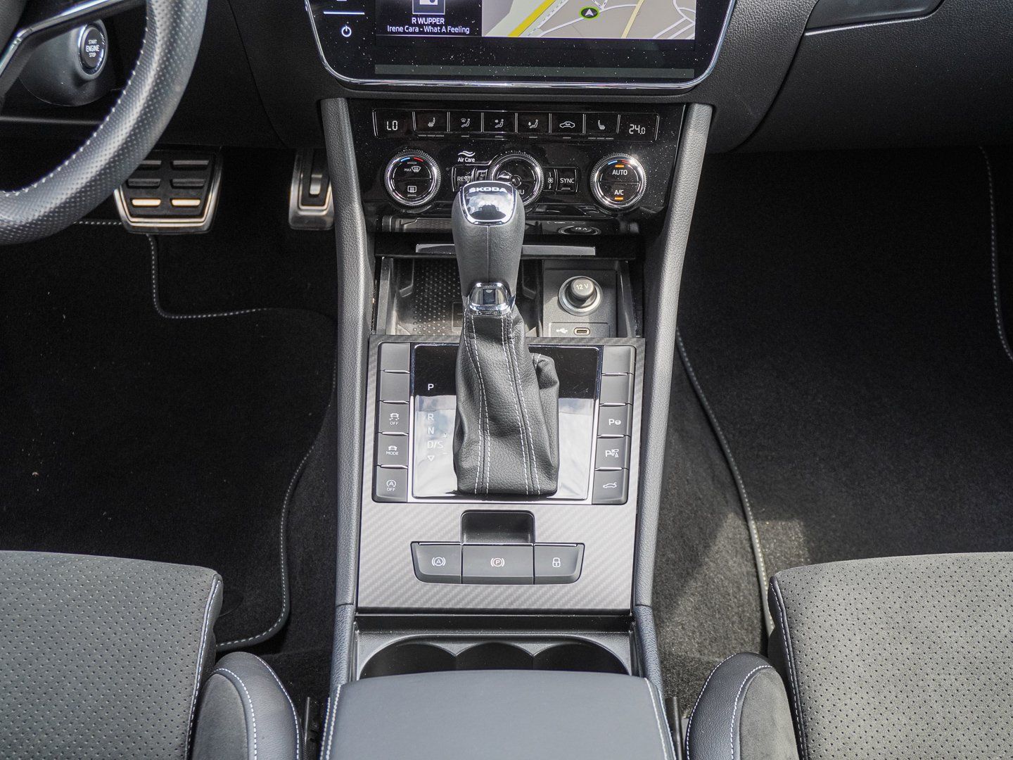 Skoda Superb Combi 2.0 TDI 4x4 DSG Sportline MATRIX AH