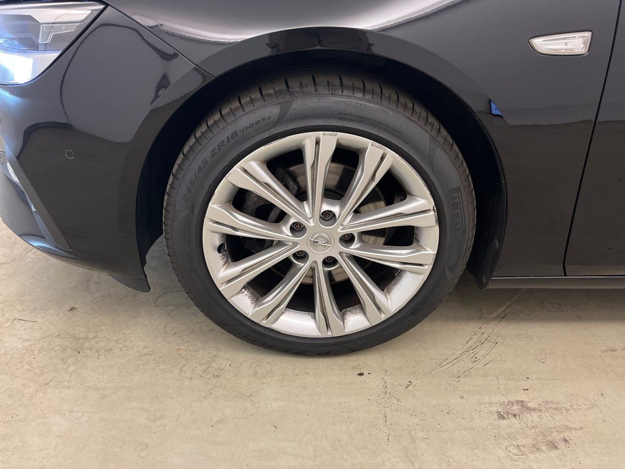 Opel Insignia 2.0 CDTI Business - Samsaru's Car Outlet