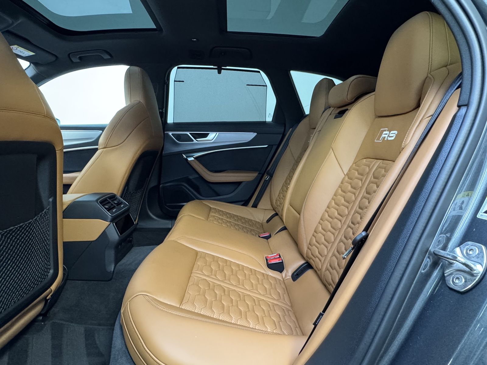 Audi RS6 HeadUP MatrixLED Pano B&O 360° ACC Sitzlüft.