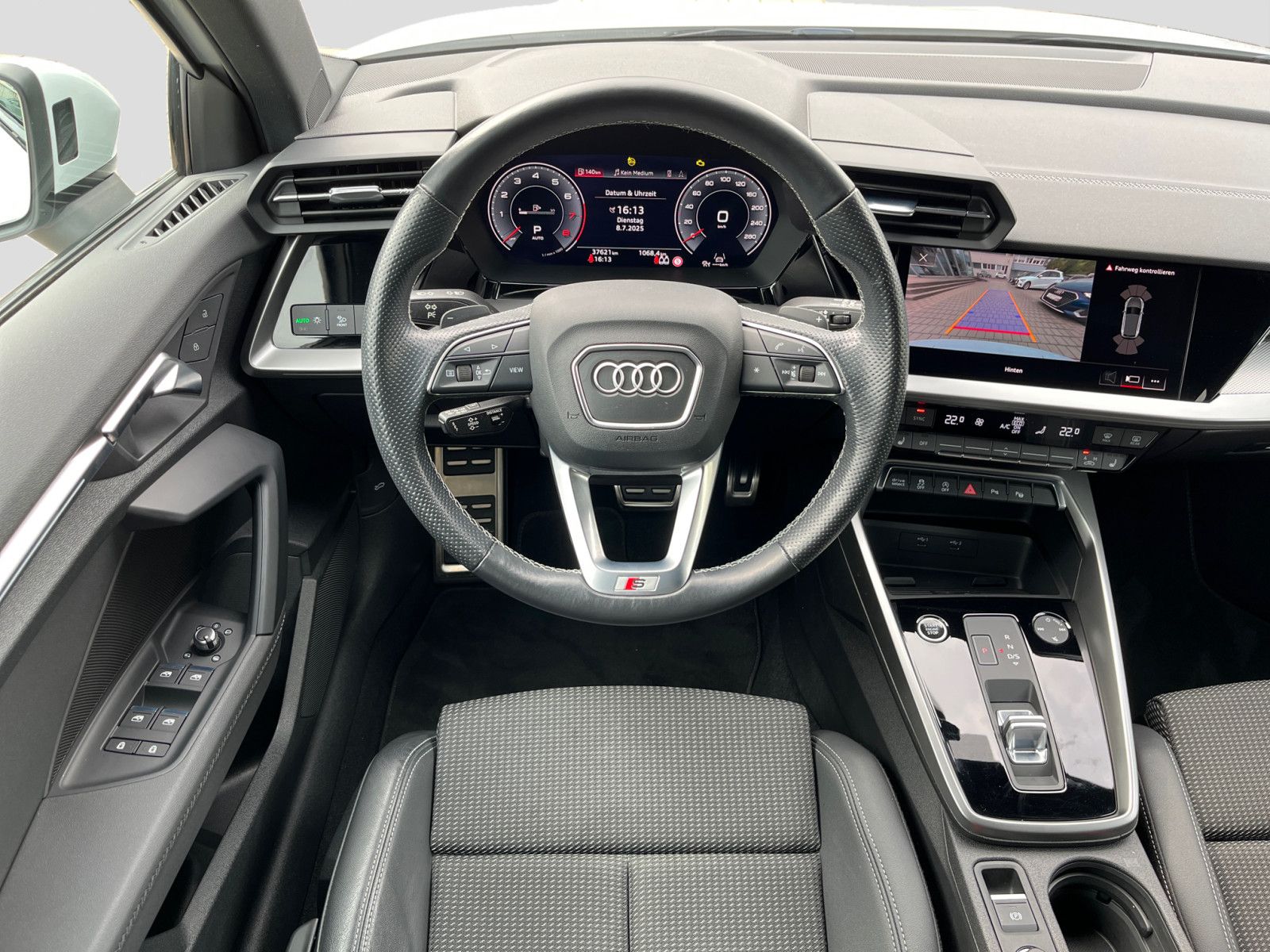 Audi A3 Sportback 35 TFSI S tronic S Line - Samsaru's Car Outlet