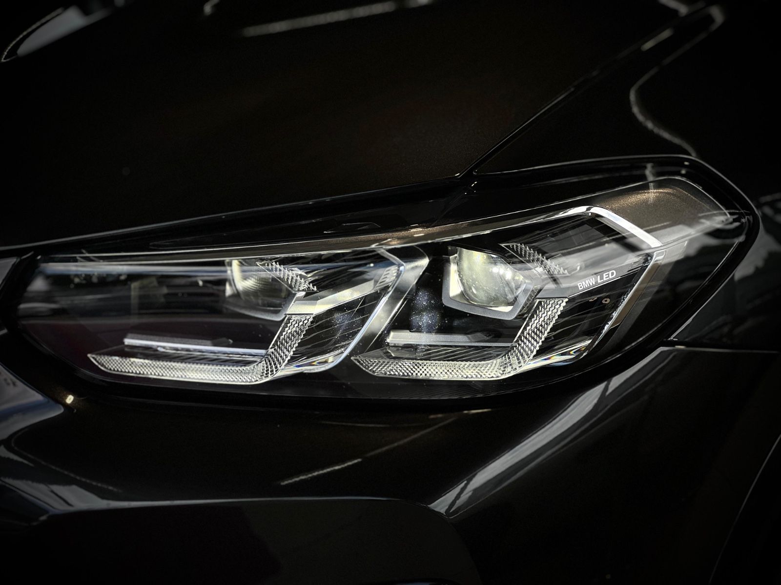 BMW X3 xDrive 30i M-Sportpaket - Samsaru's Car Outlet