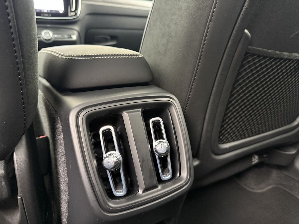 Volvo XC40 Ultimate AWD Recharge Pure Electric ACC LED