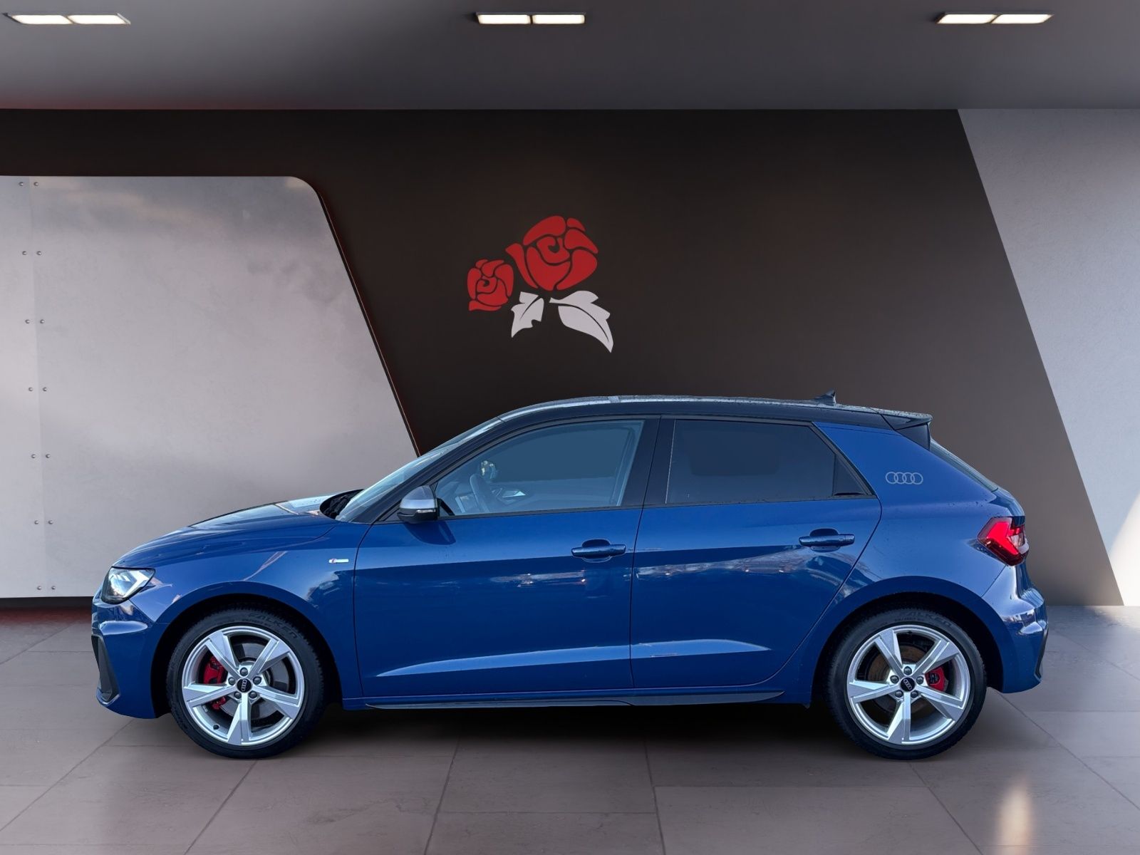 Audi A1 Sportback 40 2.0 TFSI S-line ACC RFK Navi LED