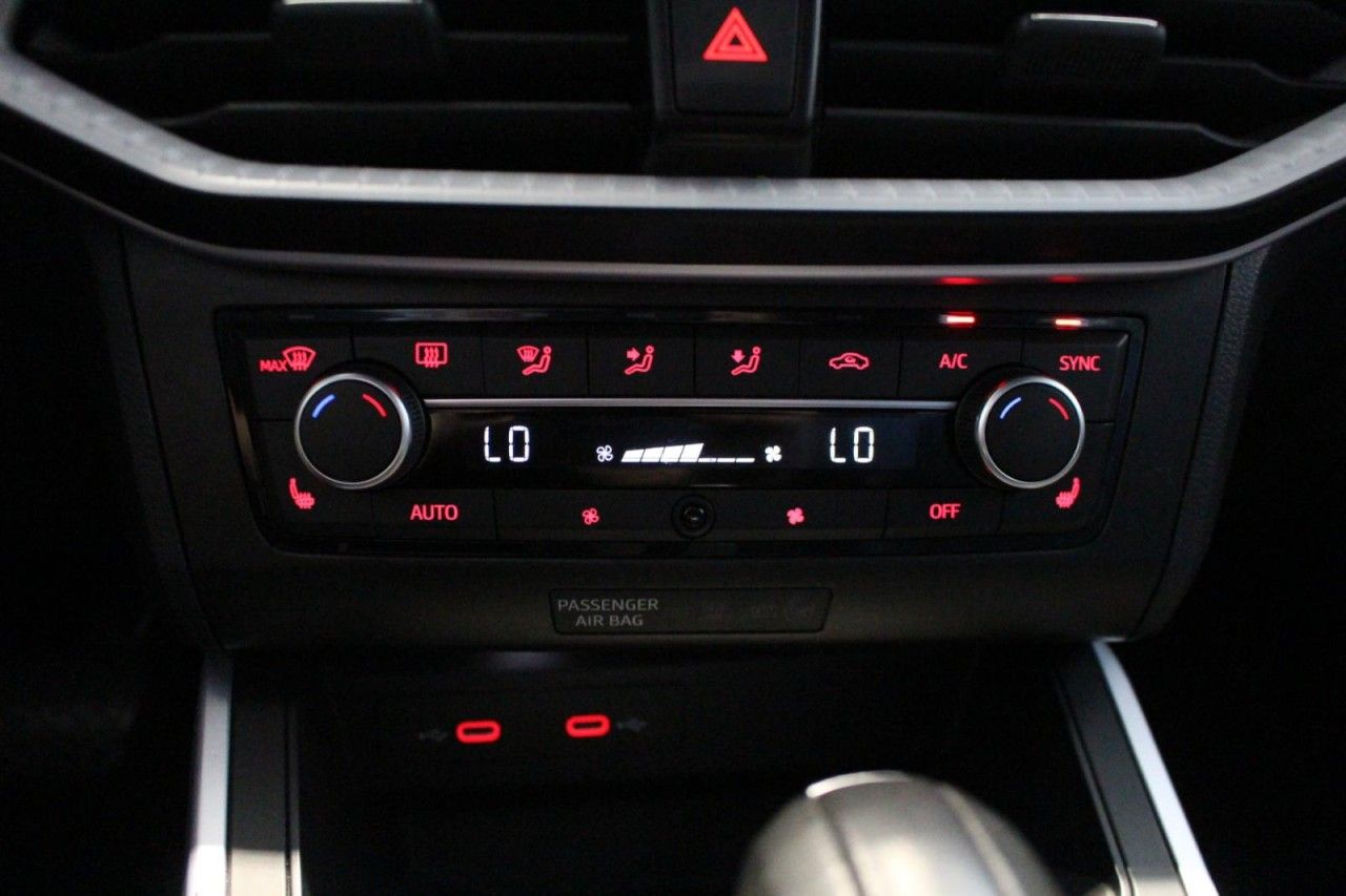 Seat Arona FR 1.0 TSI DSG AHK+GJR+DINAMICA+LED+ACC