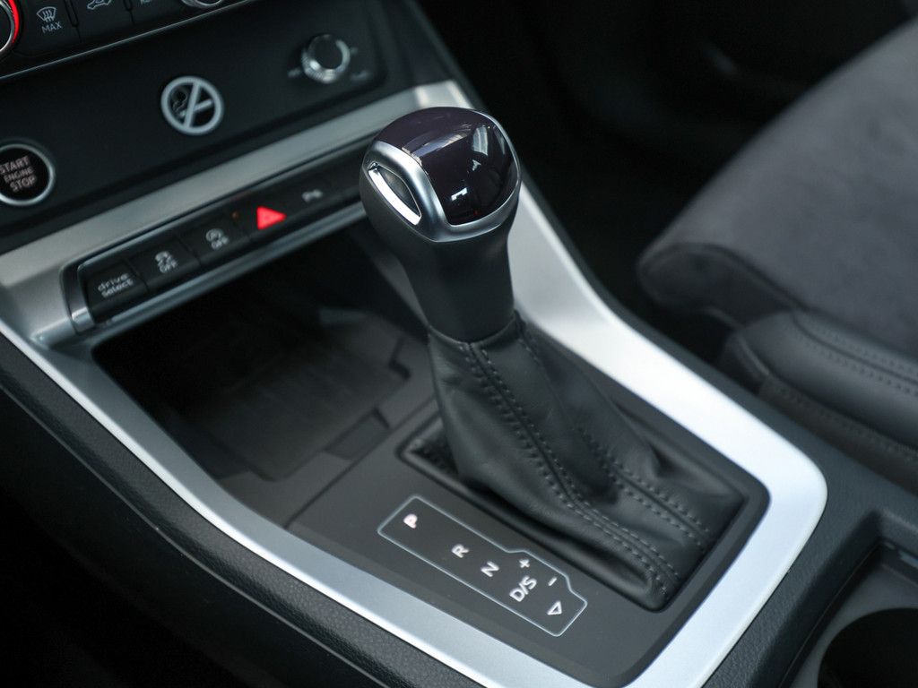 Audi Q3 S line 35 TDI quattro - Samsaru's Car Outlet