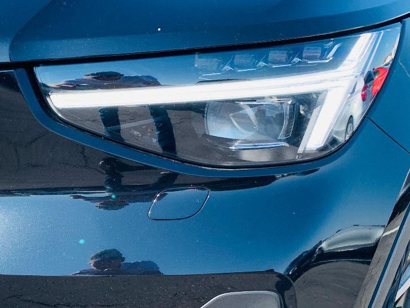 Volvo XC40 B4 B Pl. Dark - Samsaru's Car Outlet