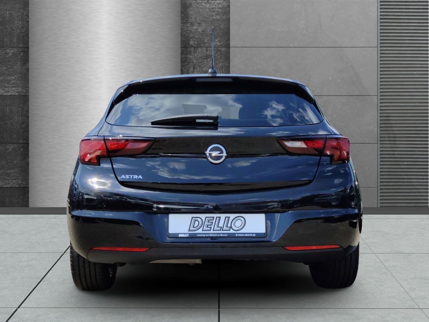 Opel Astra K Business Elegance - Samsaru's Car Outlet