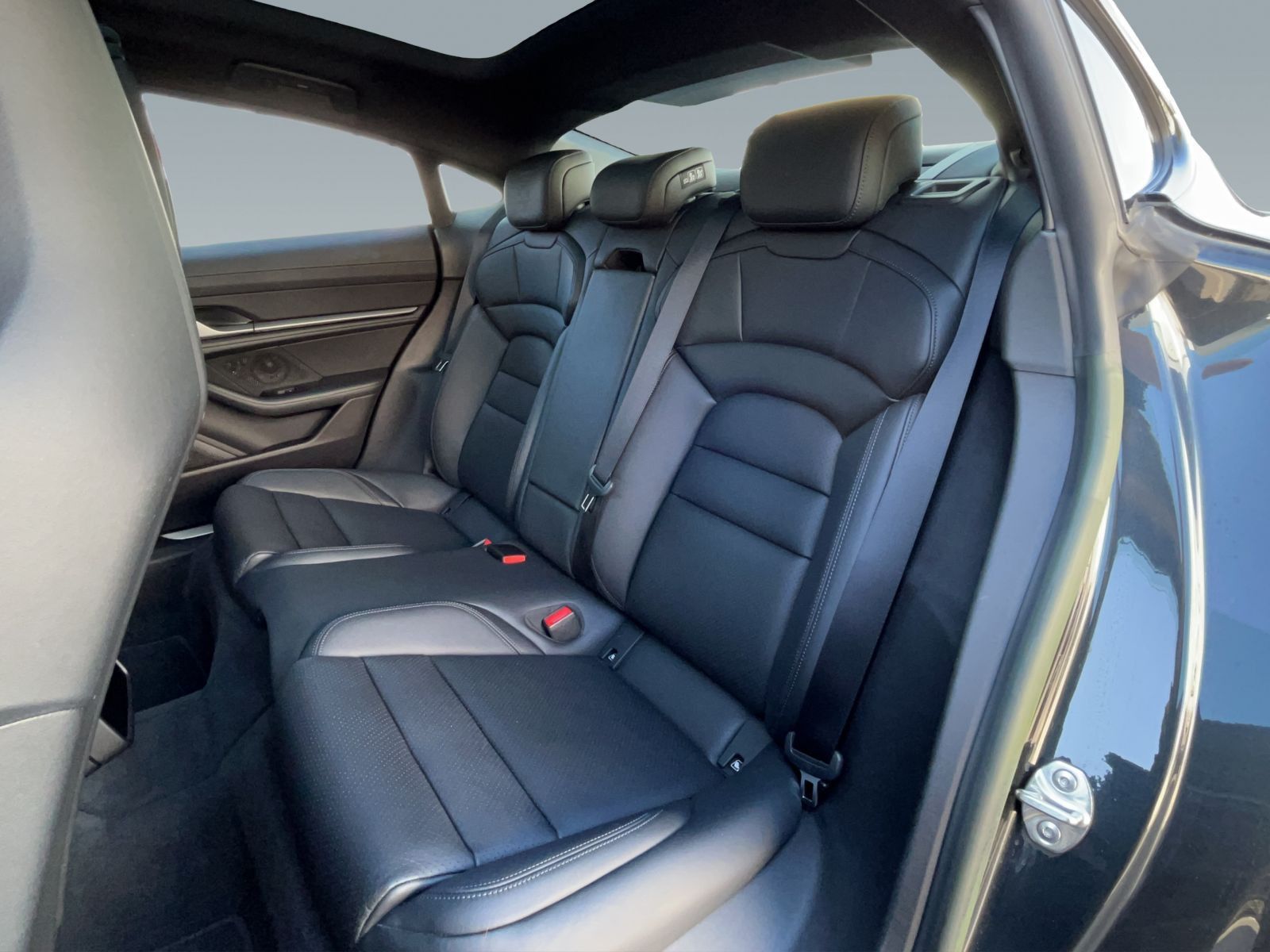 Porsche Taycan 4S - Pano - Head up - InnoDrive - BOSE