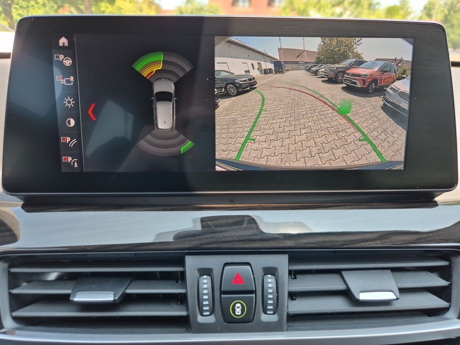 BMW X1 xDrive 25d - Samsaru's Car Outlet