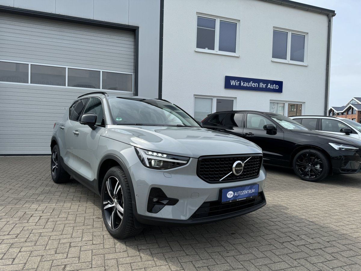 Volvo XC40 B3 Plus Dark 8-fach Aktionspreis