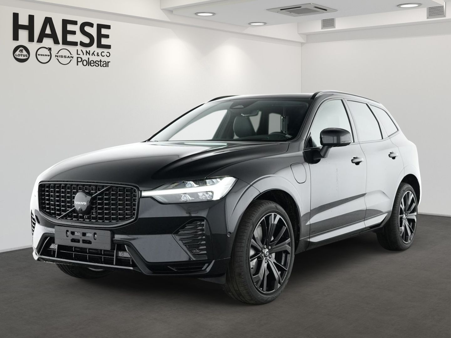 Volvo XC60 T6 Ultra Black Edition Recharge Plug-In Hyb