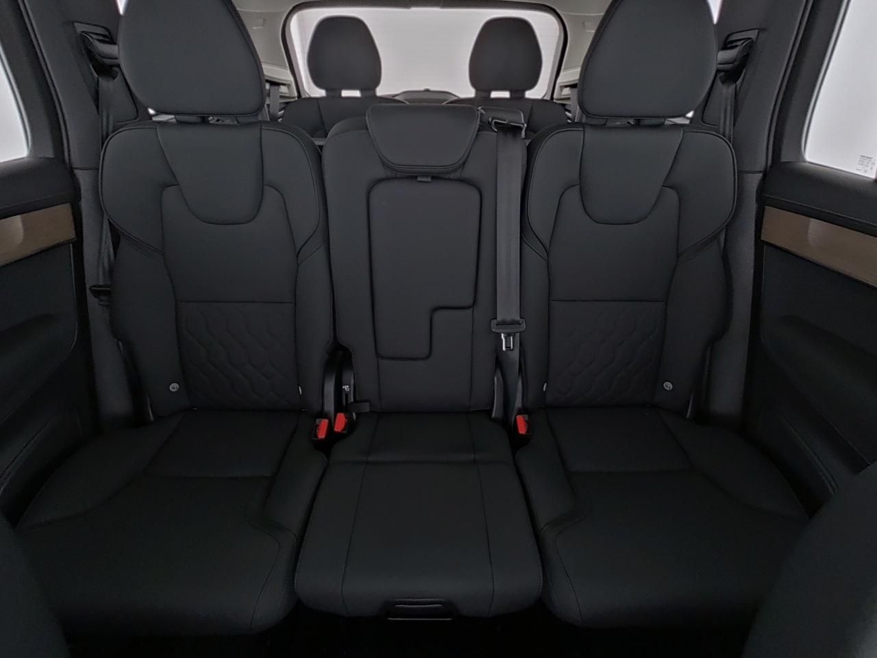 Volvo XC 90 T8 AWD Plus Dark Plug-In (EURO 6e)