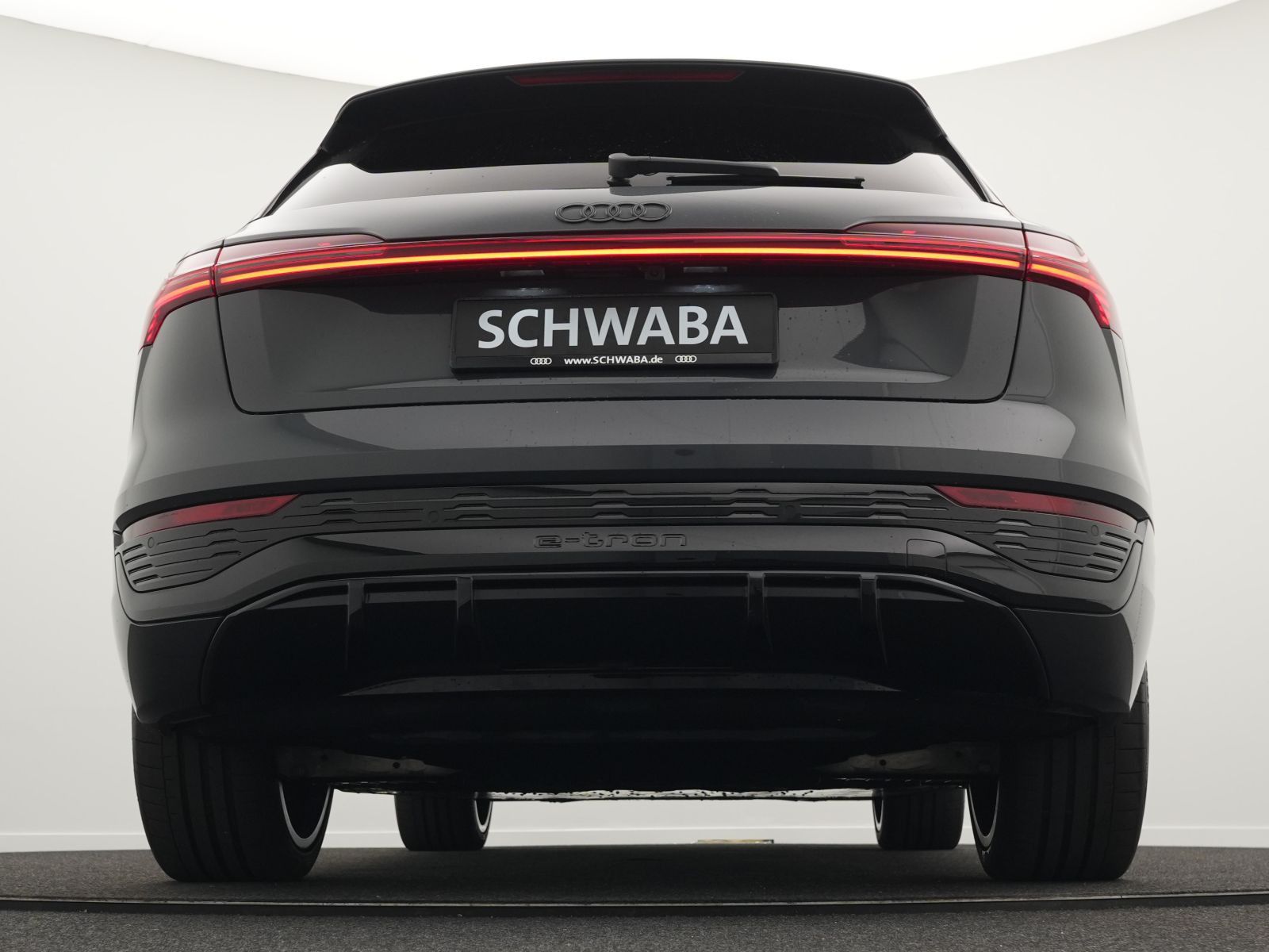 Audi Q8 e-tron 50 quattro 2x S line*Opt.schw*PANO*AHK
