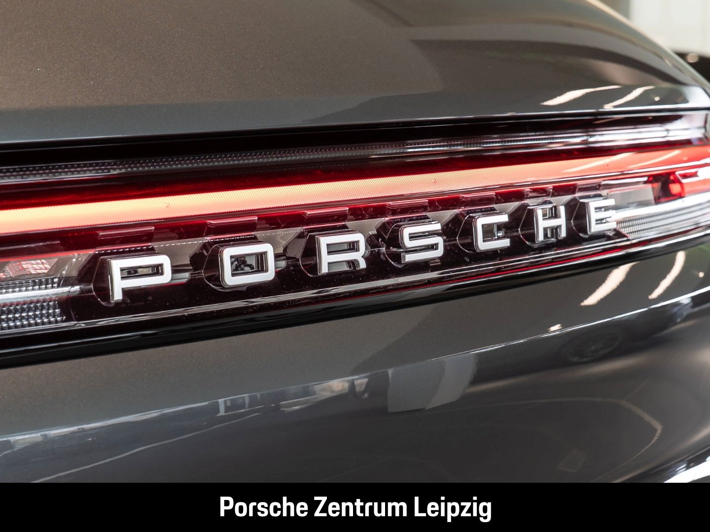 Porsche Cayenne SportDesign 22Zoll Massage AHK HD-Matrix