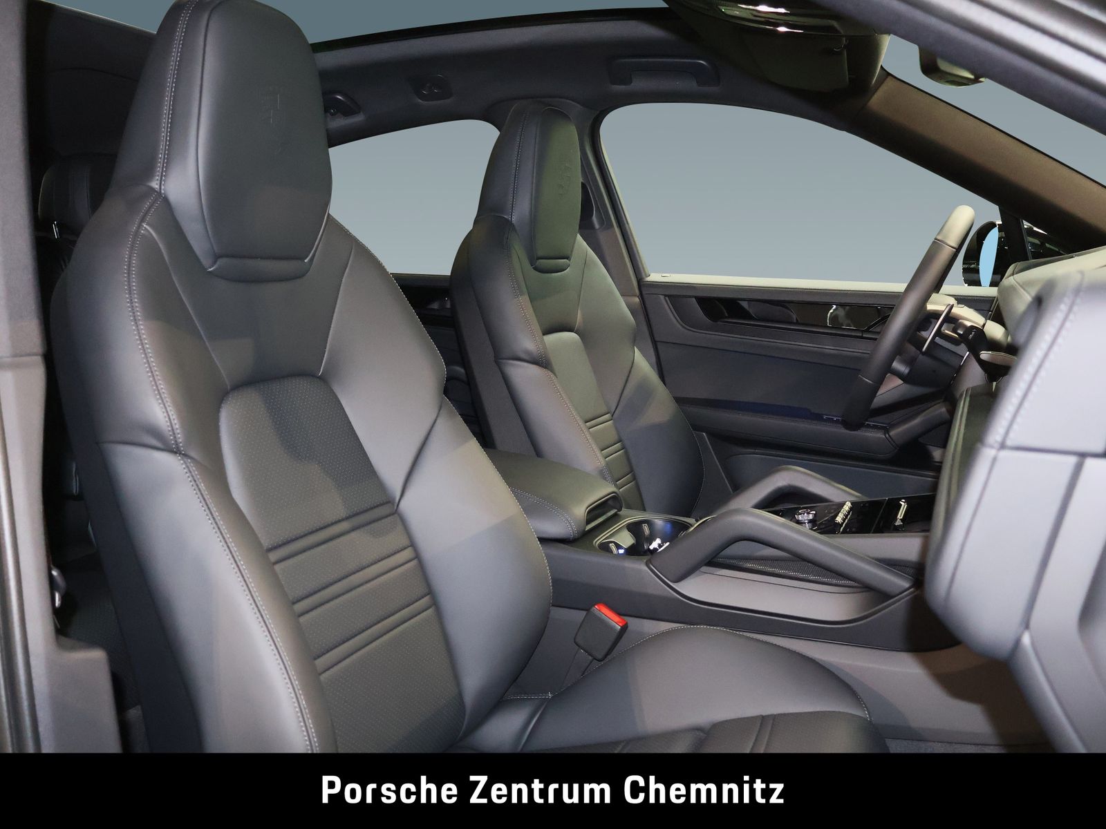 Porsche Cayenne E-Hybrid Coupé Black Edition!;Head-Up;In