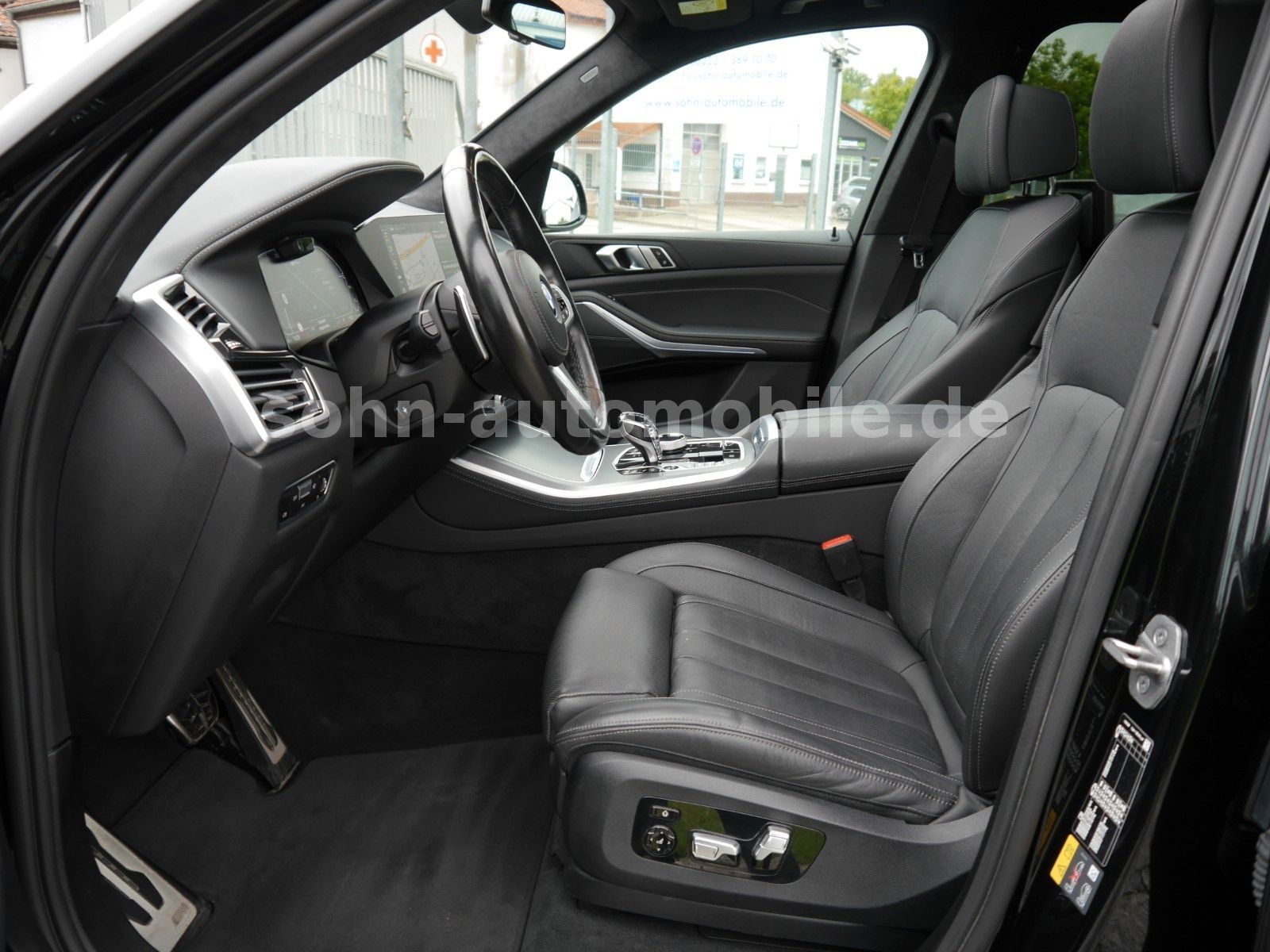 BMW X5 xDr 45e M-Sport 2xTV/Pano/Laser/Sitzklima/AHK