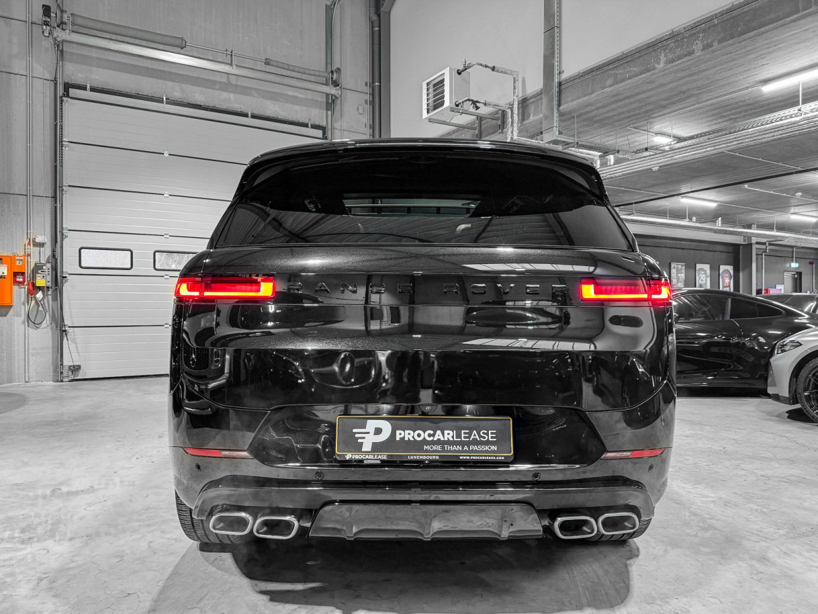 Range Rover Sport P530 V8 FIRST EDITION BLACK - Samsaru's Car Outlet