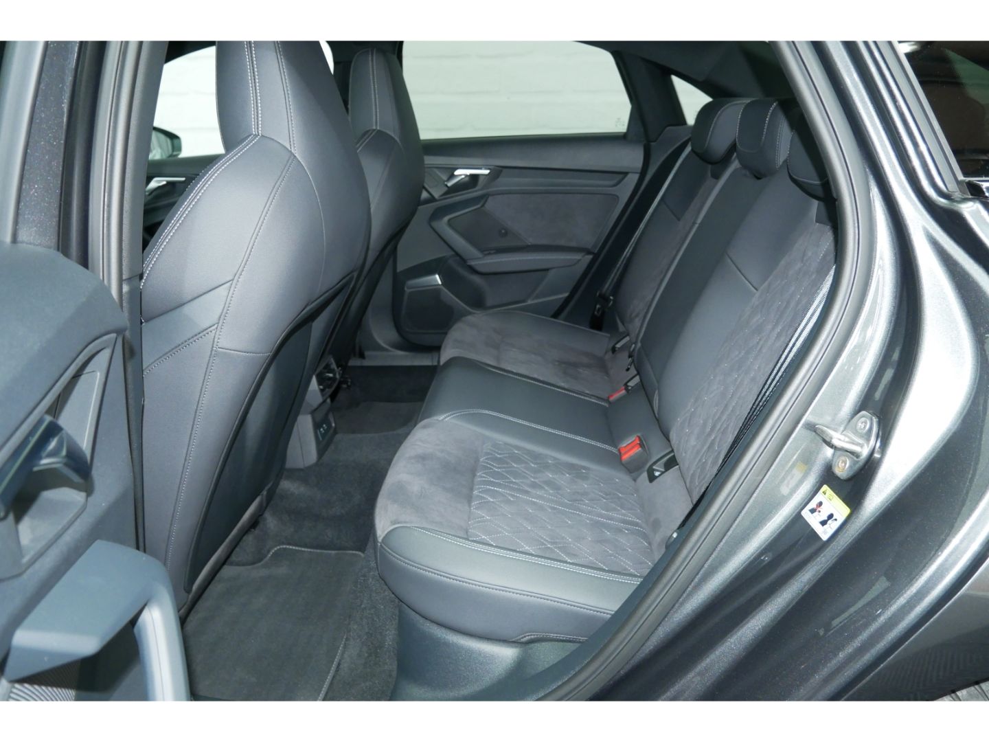 Audi A3 35 TFSI S line LED+Navi+Virt+Kam+B&O+S-Sitze