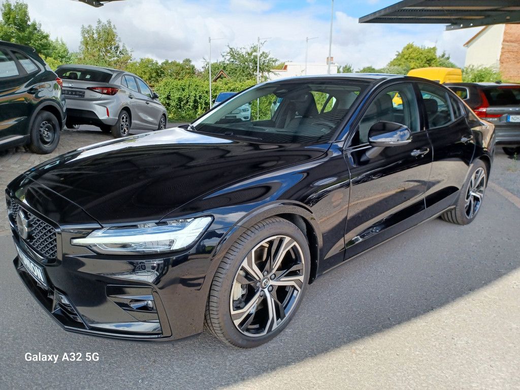 Volvo S60 B5 Ultimate Dark AWD°360°Cam