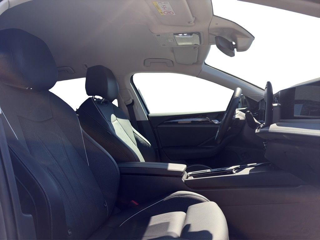 Volkswagen Passat Variant 1.5 e-Hybrid DSG Elegance DCC IQ-
