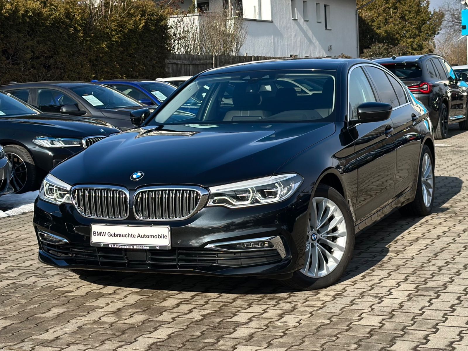 BMW 530d xDrive Luxury Line Leder Head-Up ACC Kamera