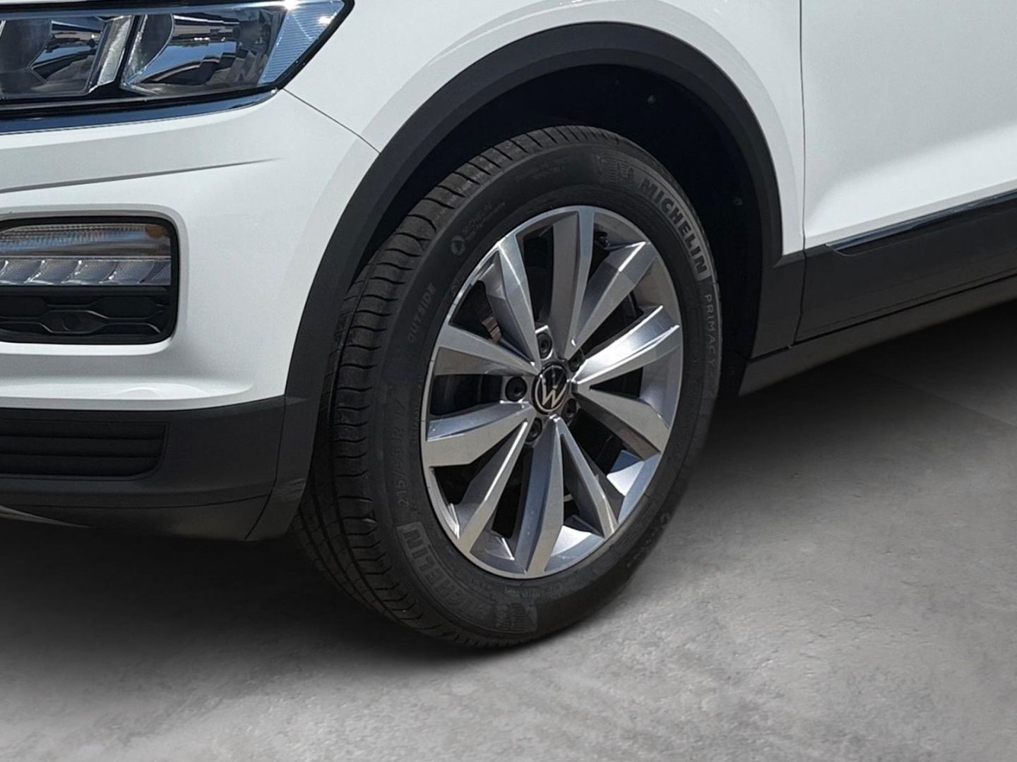 Volkswagen T-Roc Style 1.5 TSI - Samsaru's Car Outlet