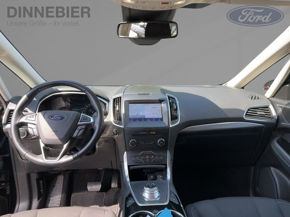 Ford S-MAX Titanium FLA DynLi SpurH KeyLess LM