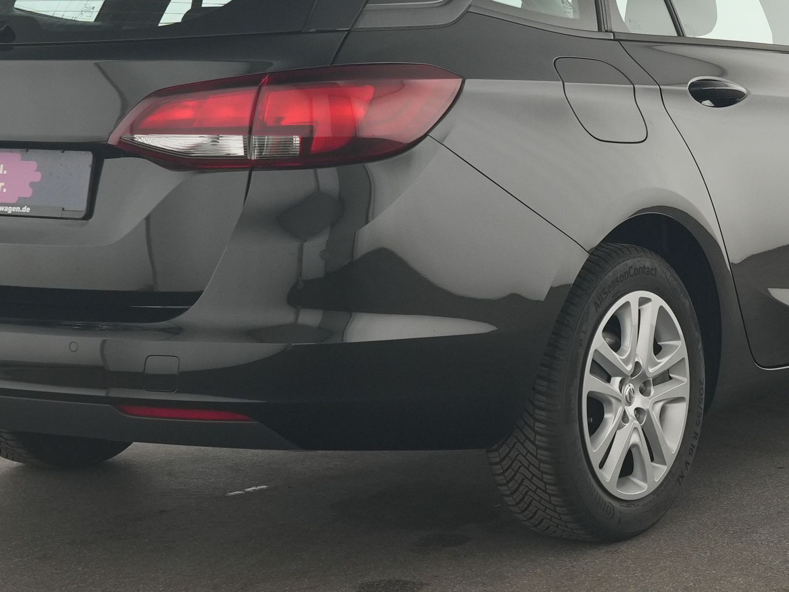 Opel Astra Edition - Samsaru's Car Outlet