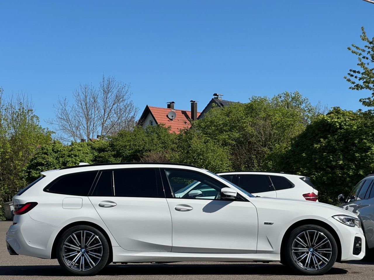 BMW 330e T.xDr.M Sport HUD ACC Laser SuView.HiFi AHK