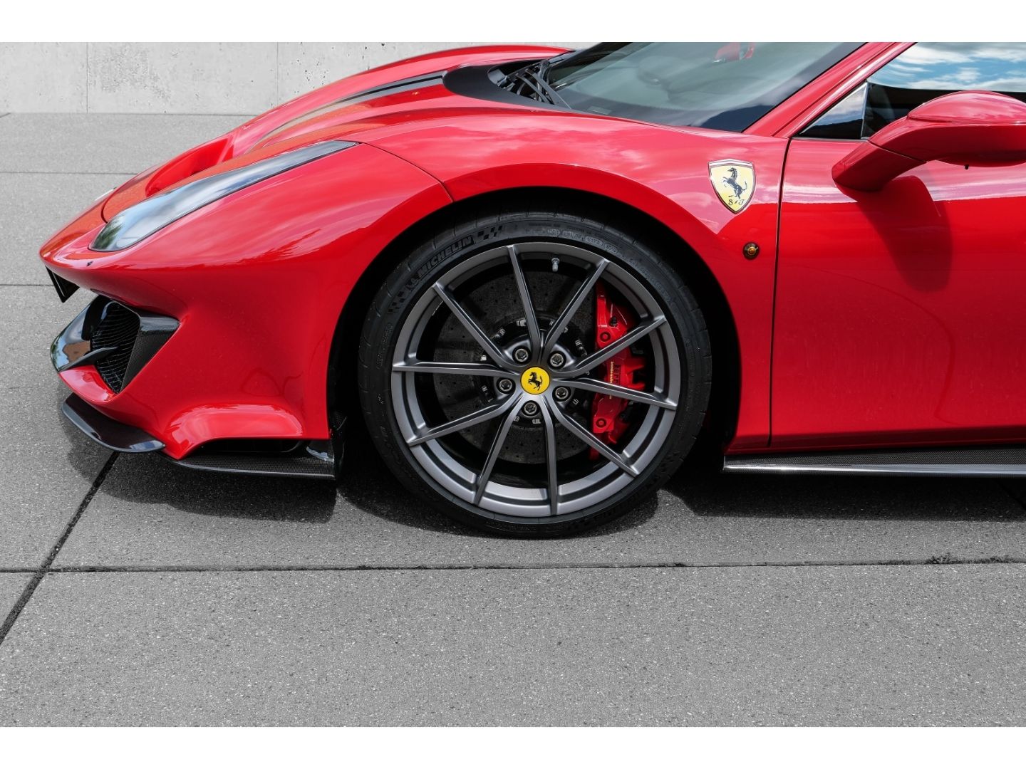 Ferrari 488 Pista - Samsaru's Car Outlet