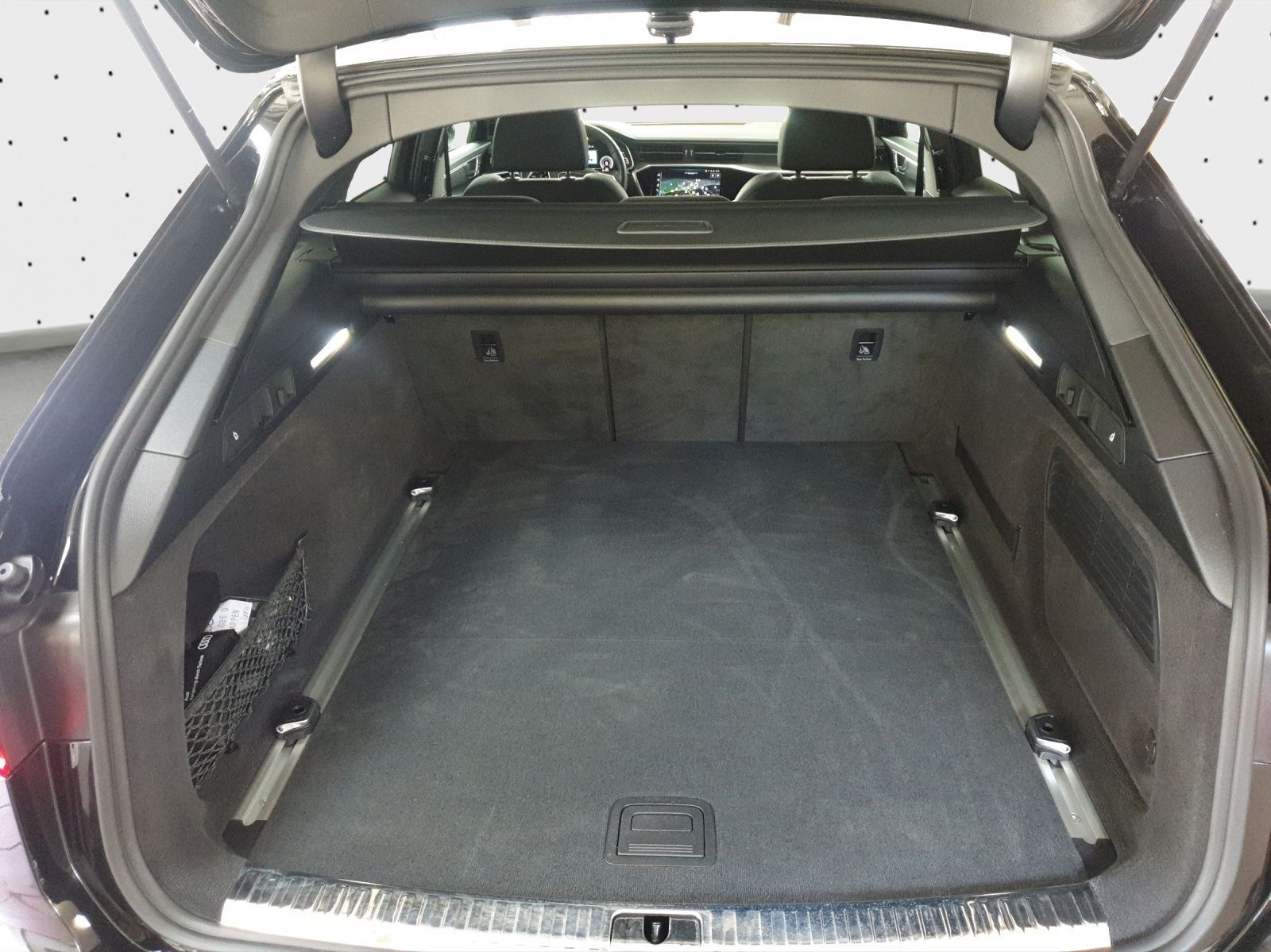 Audi A6 Avant 40 TDI S line - Samsaru's Car Outlet