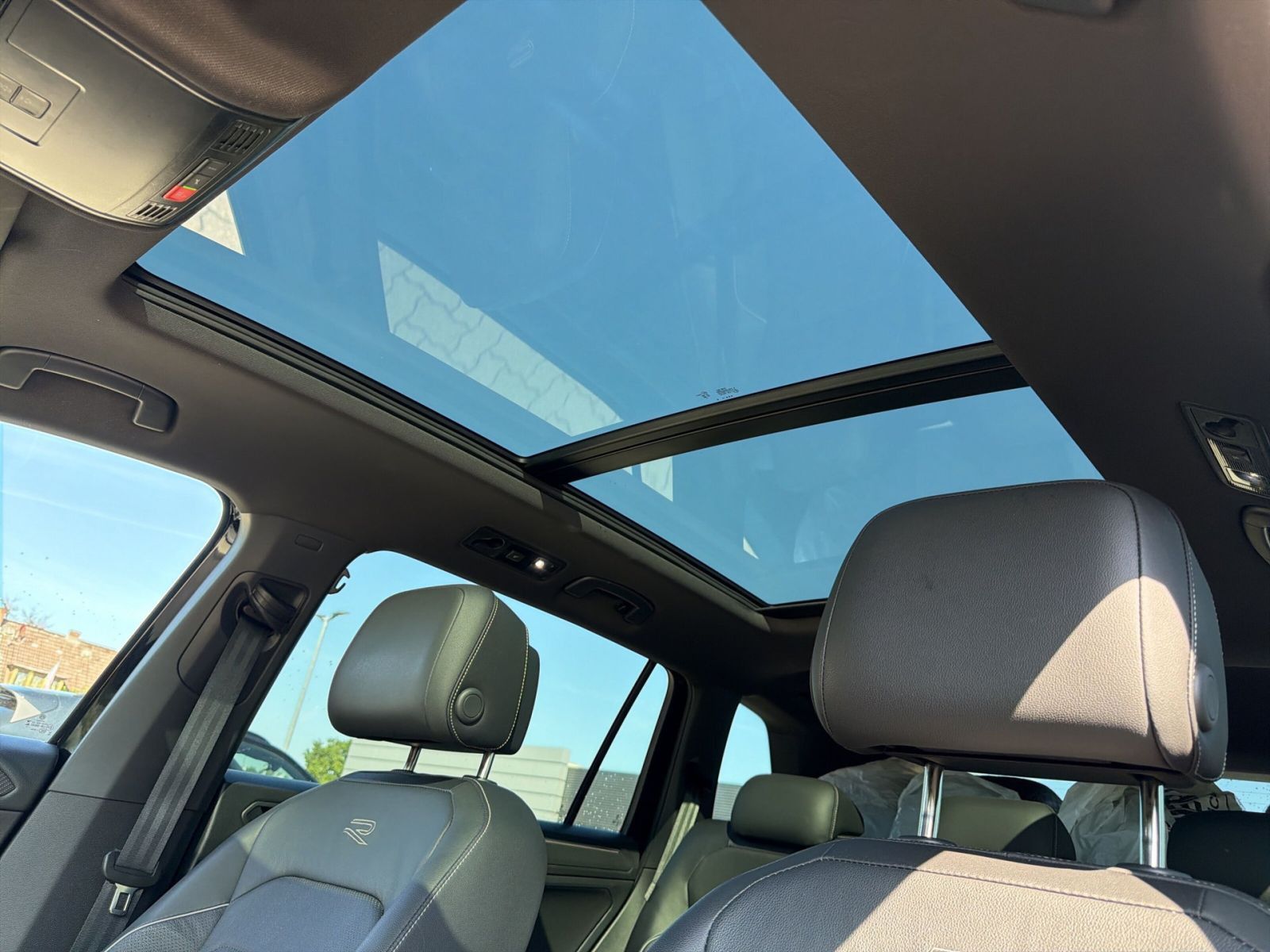 Volkswagen Tiguan Allspace 2.0 TSI OPF 4