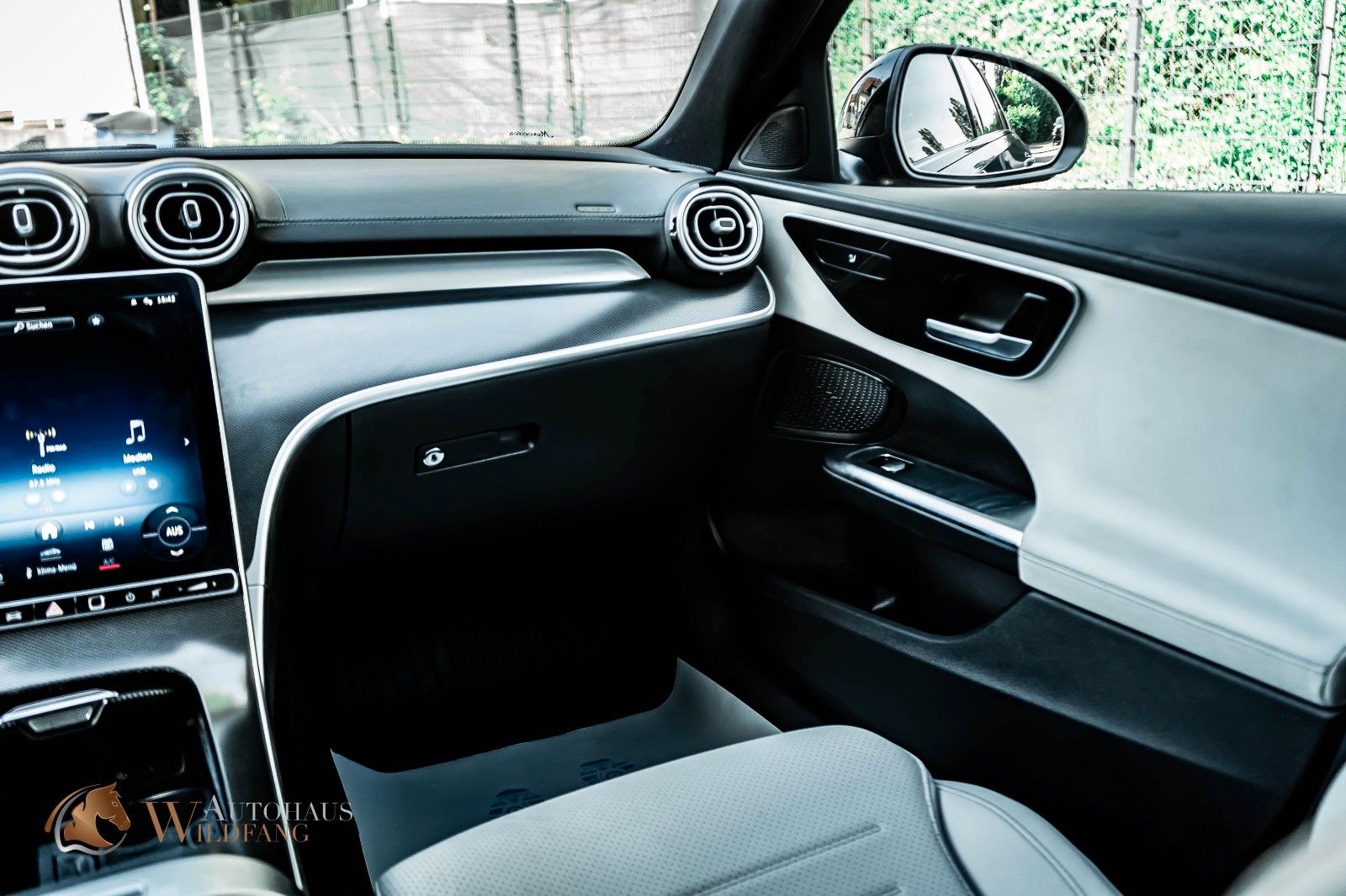 Mercedes-Benz C 200 4Matic AMG - Samsaru's Car Outlet