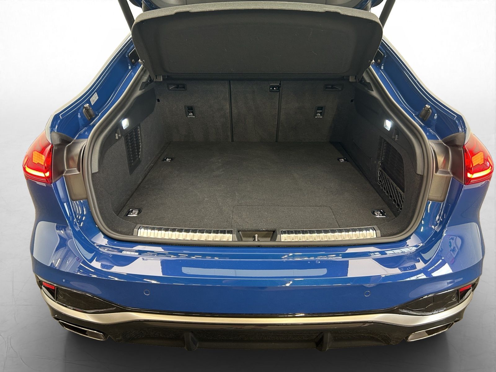 Audi A5 Limousine e-hybrid edition one qu S line*Navi