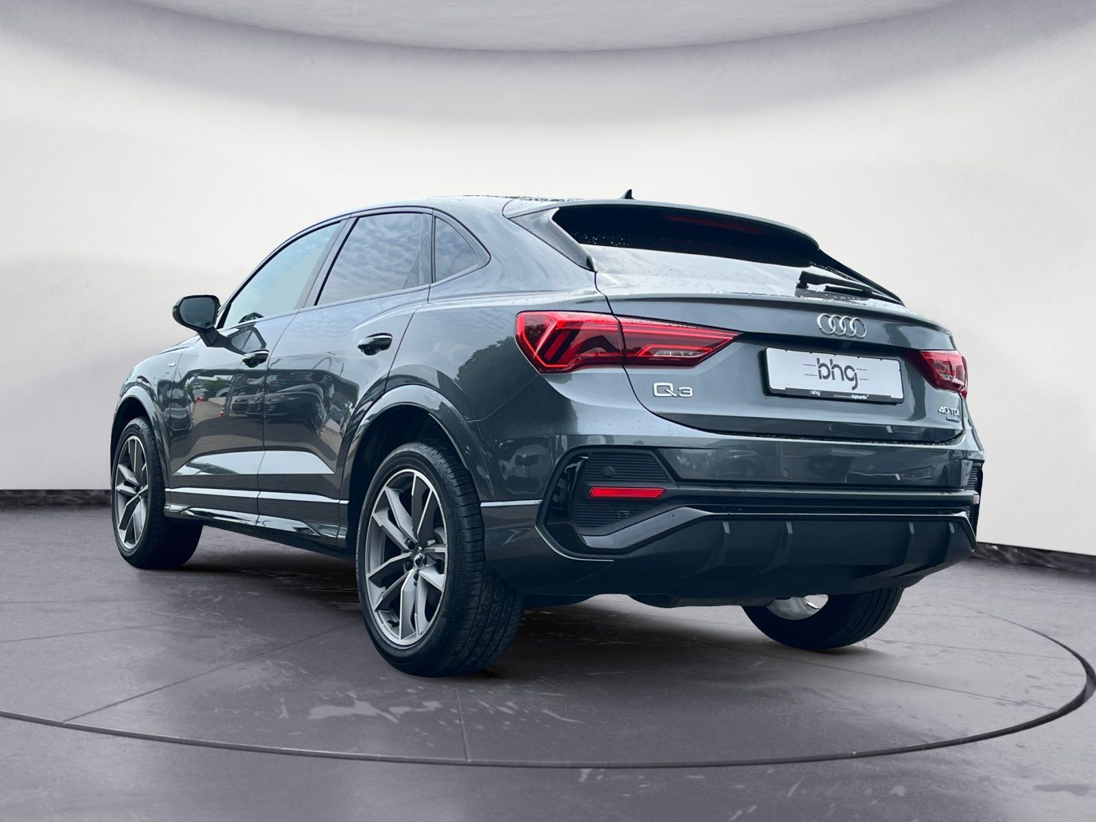 Audi Q3 40 TDI Sportback S line - Samsaru's Car Outlet