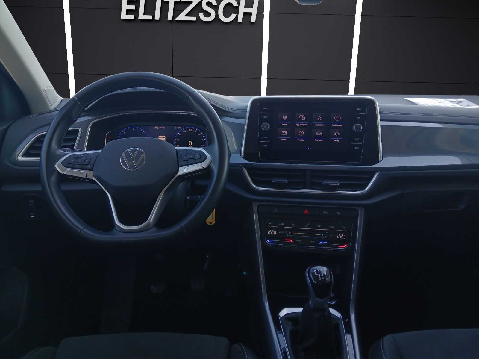 Volkswagen T-Roc TDI Style - Samsaru's Car Outlet