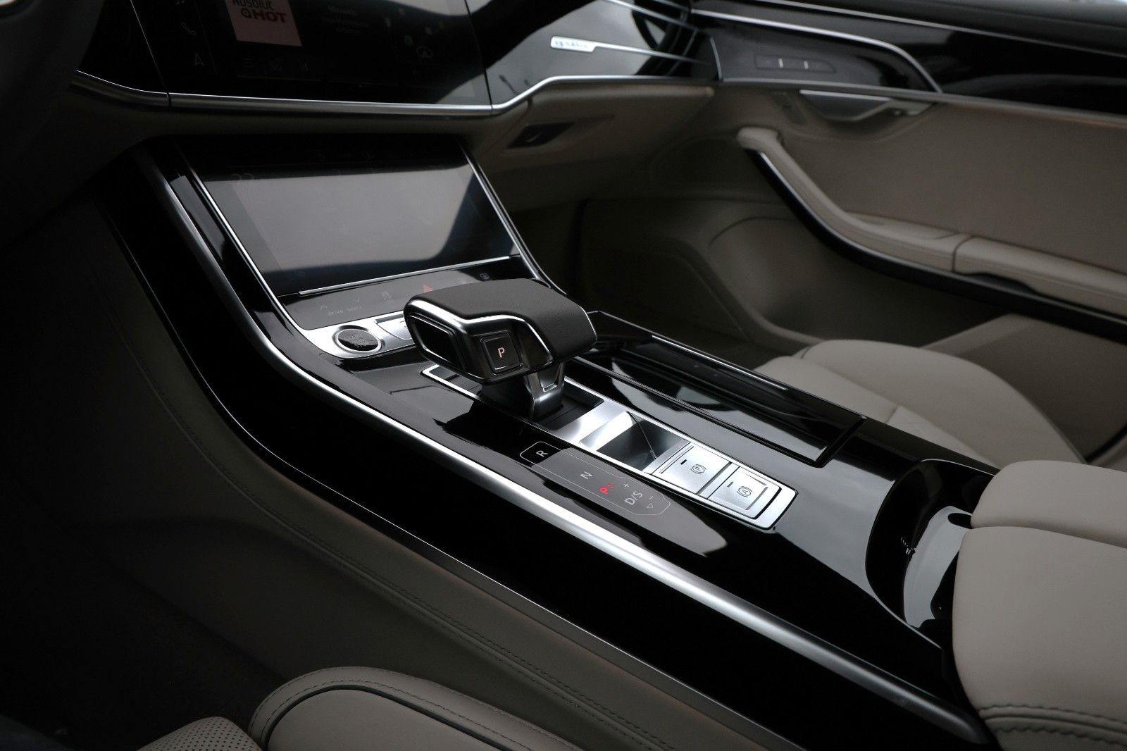 Audi A8 50 TDI quat. S line - Samsaru's Car Outlet
