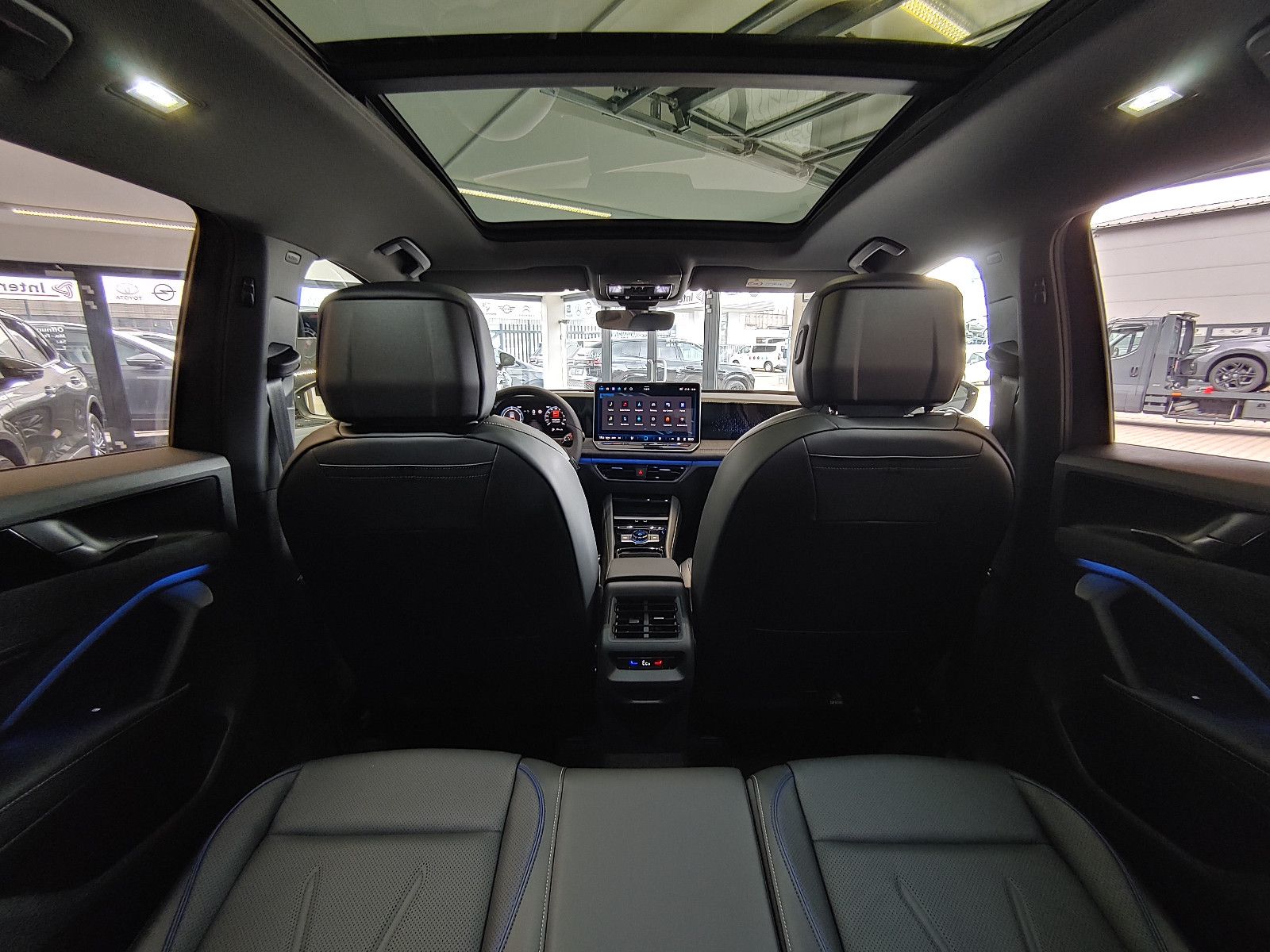 Volkswagen Tiguan eHybrid 200 R-Line Leder/Pano/360°/Sound