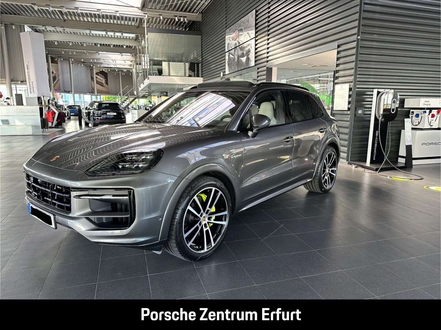 Porsche Cayenne E-Hybrid/Sportdesign/Sportabgas/Hinterac