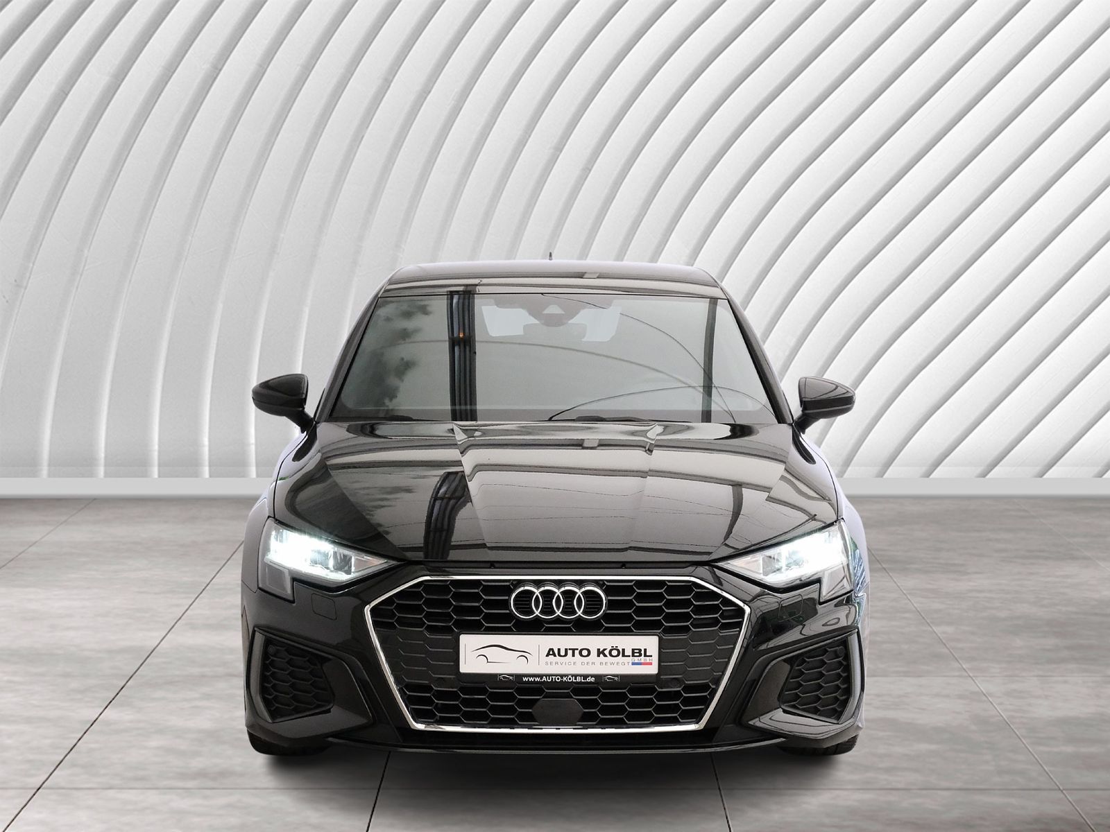 Audi A3 Sportback 35 TFSI S line - Samsaru's Car Outlet