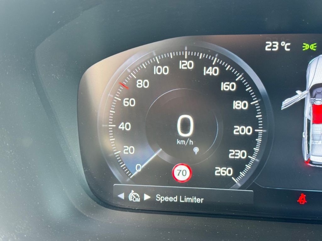 Volvo V60 Inscription Expression Recharge Plug-In Hybr