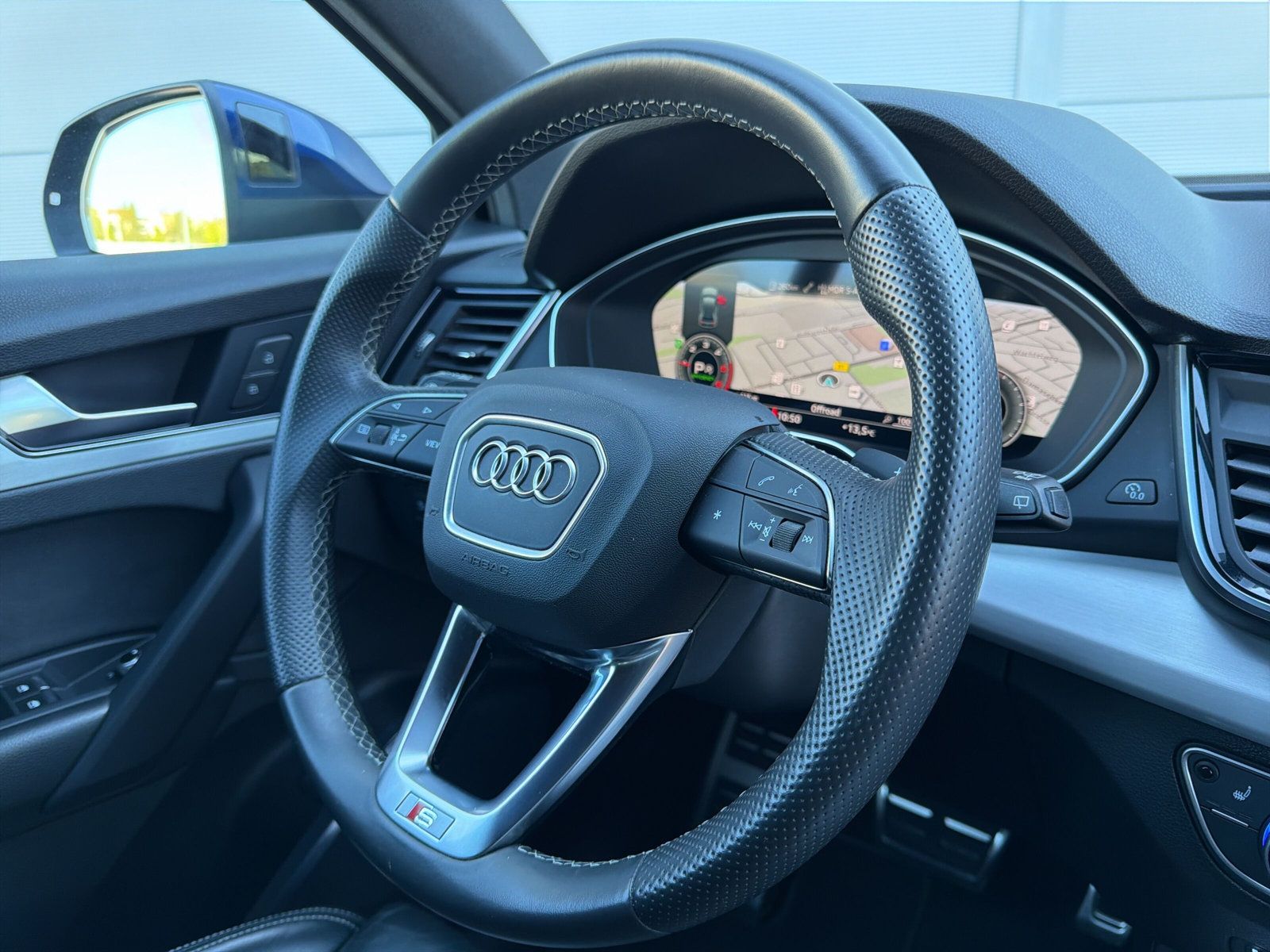 Audi Q5 40 TDI qu S line MATRIX S-SITZ RAUTE AHK