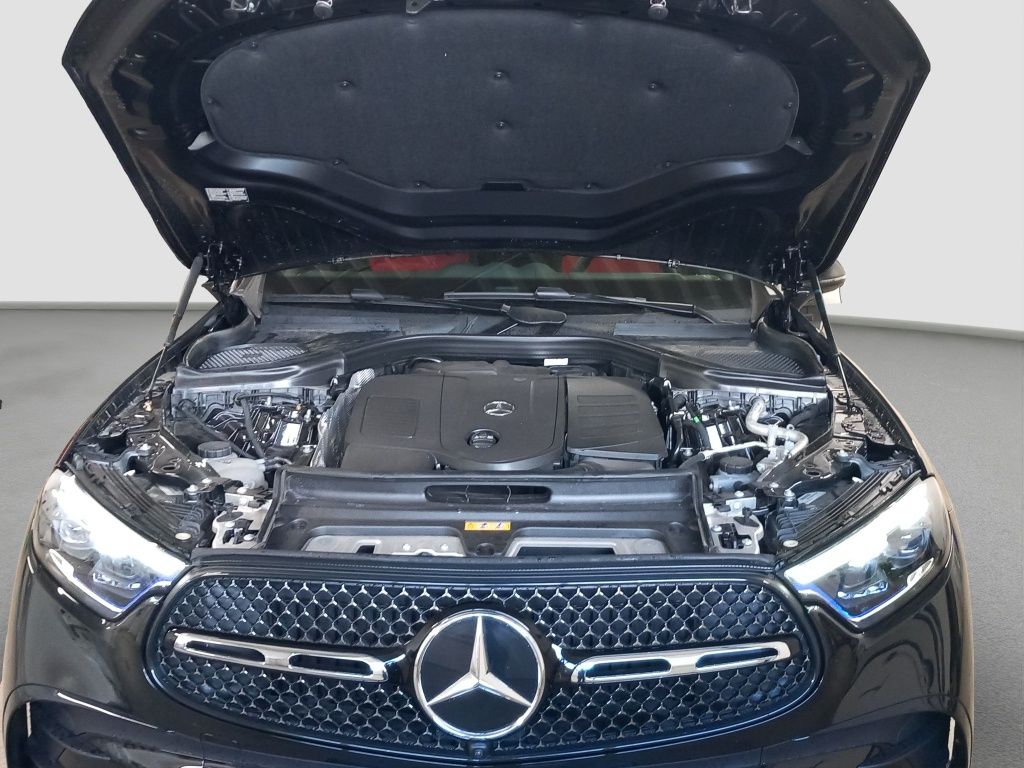 Mercedes-Benz GLC 300 4M Coupé AMG*DISTRON*LEDER*PANO-SD*360°