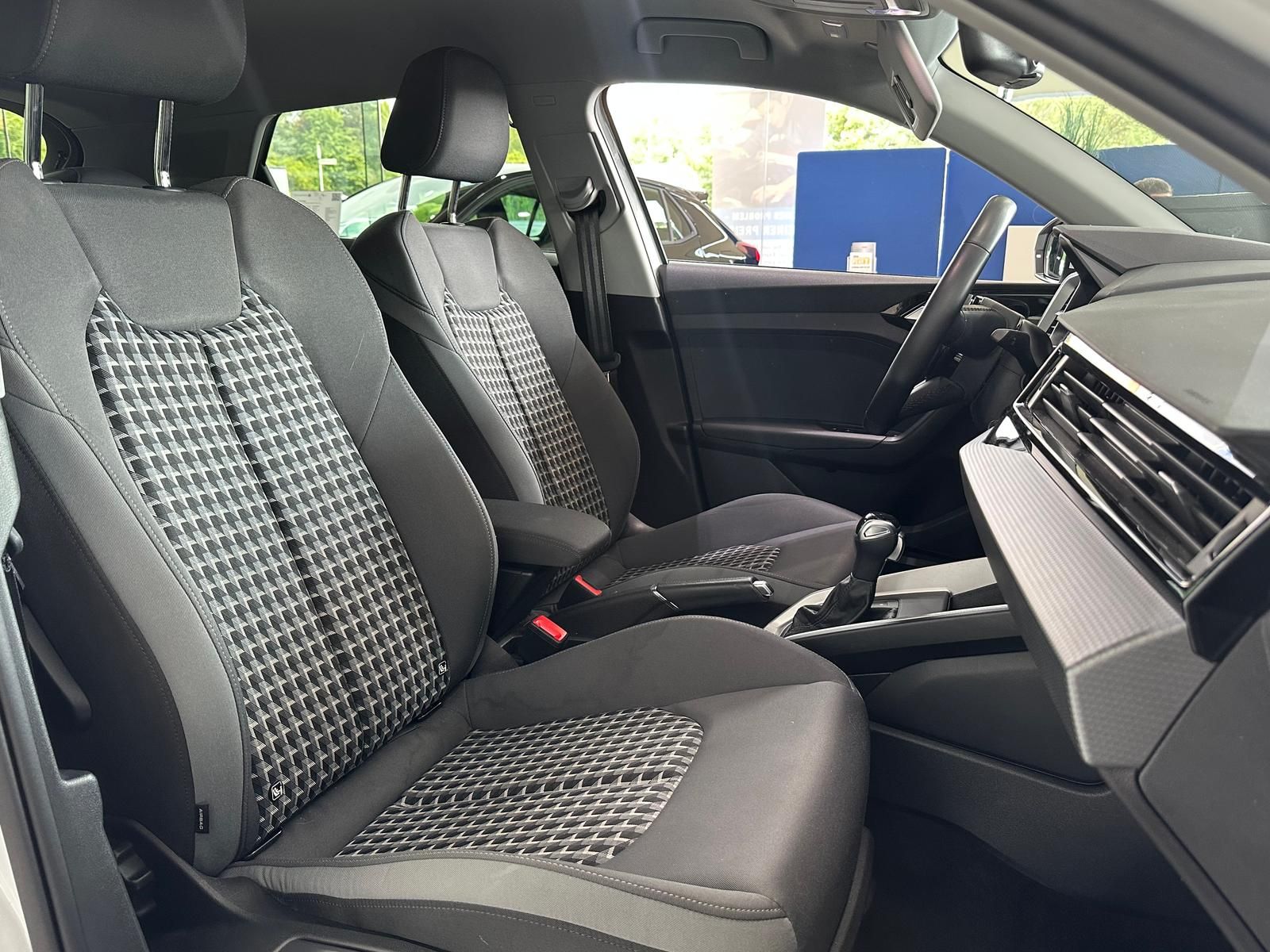 Audi A1 35 TFSI advanced - Samsaru's Car Outlet