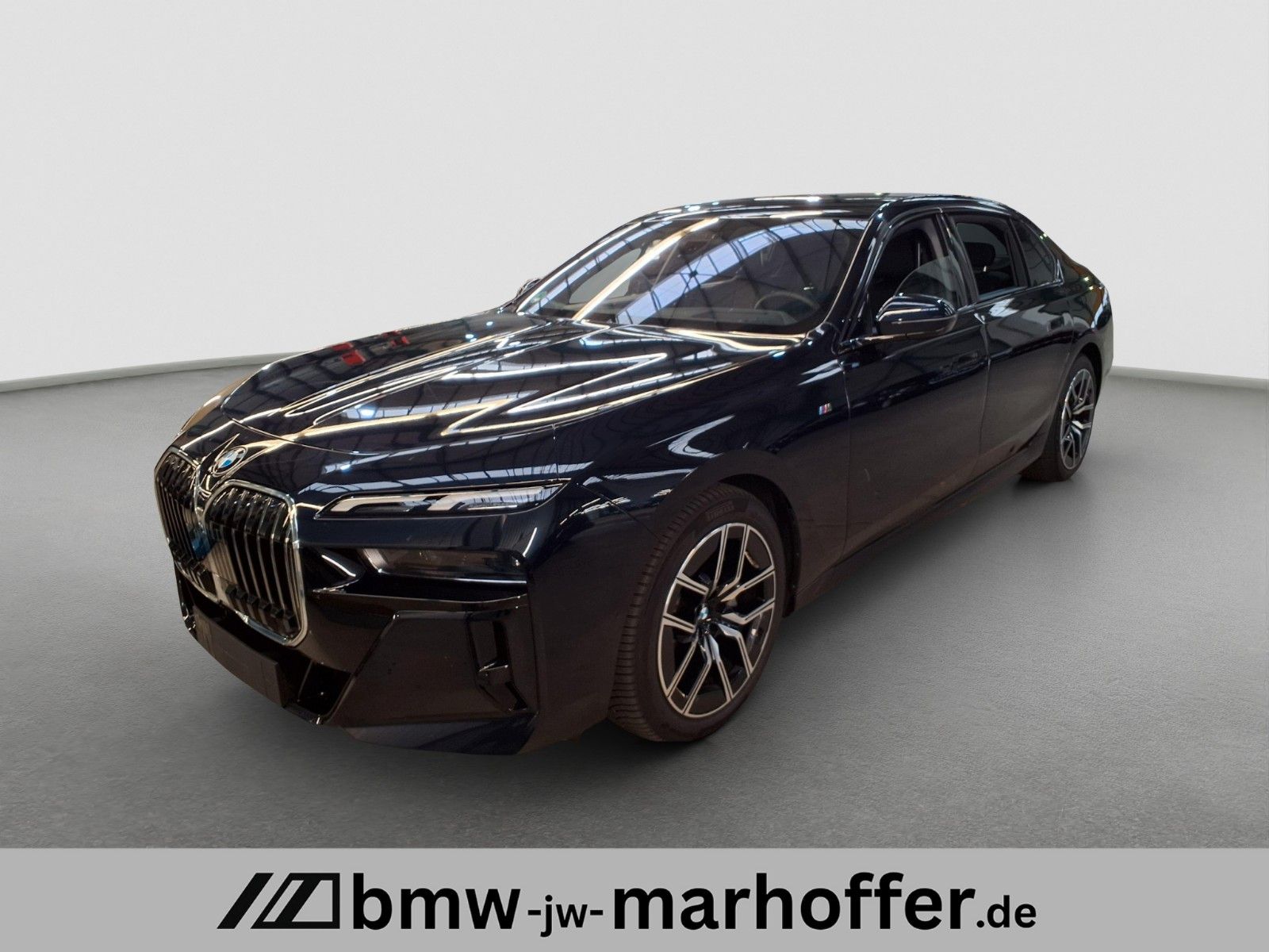 BMW 740d xDrive MSport PanSkyDACH Standhzg Iconic