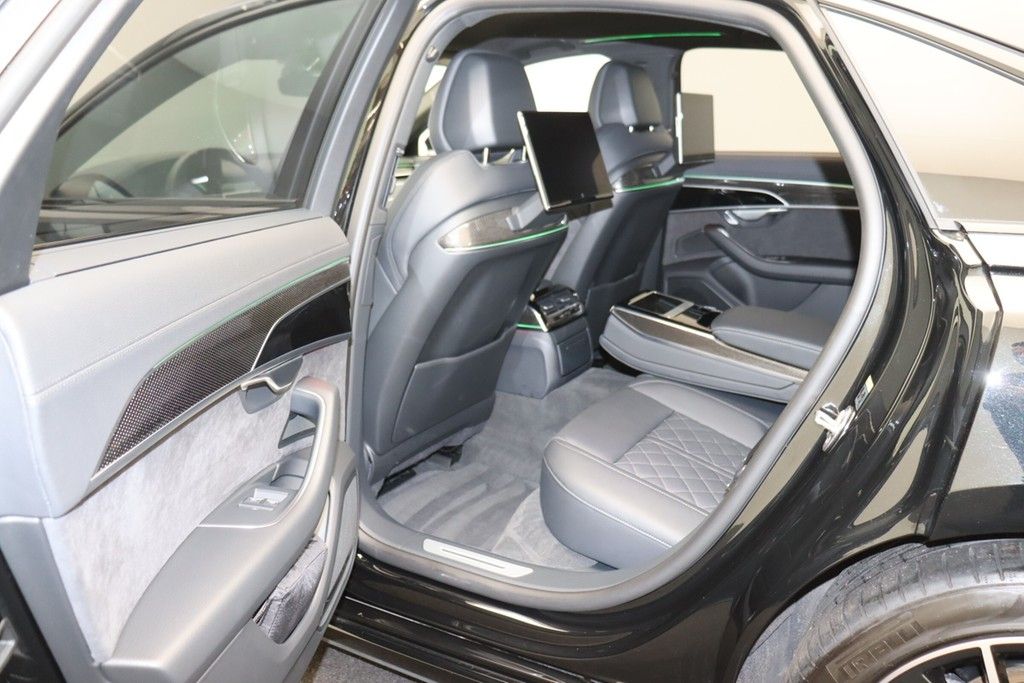 Audi A8 50 TDI quattro S line - Samsaru's Car Outlet